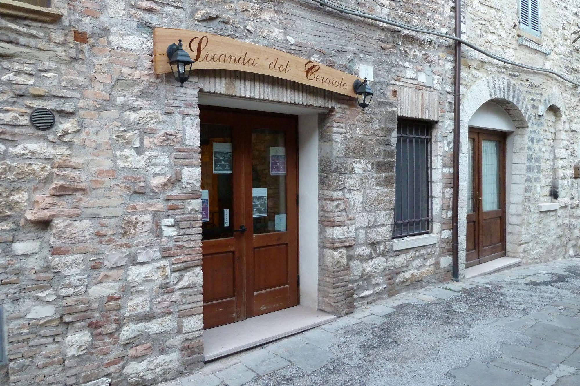 Hotel Tre Ceri Gubbio Exterior photo